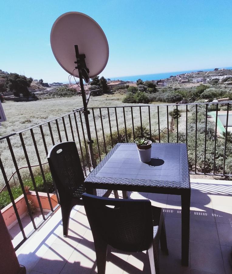 Casa Vacanza Rosariomaria Реалмонте Екстериор снимка